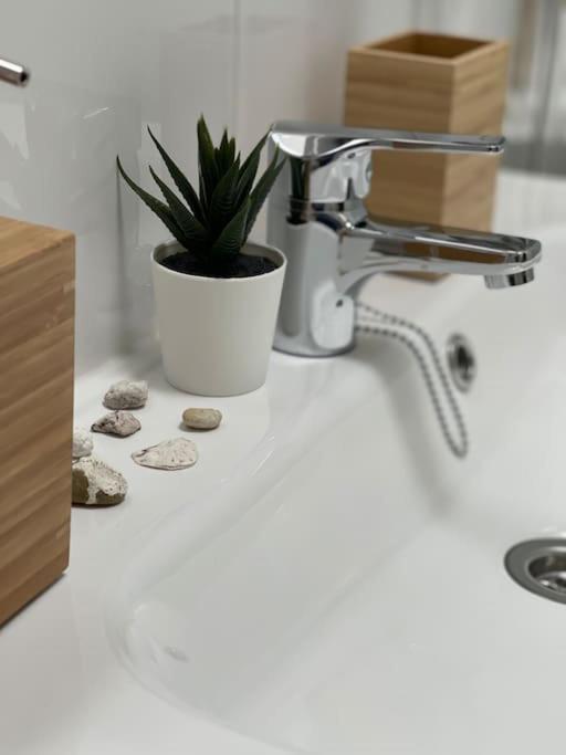Apartamento Puerto Rico - Primera Linea De Playa Mogán Екстериор снимка